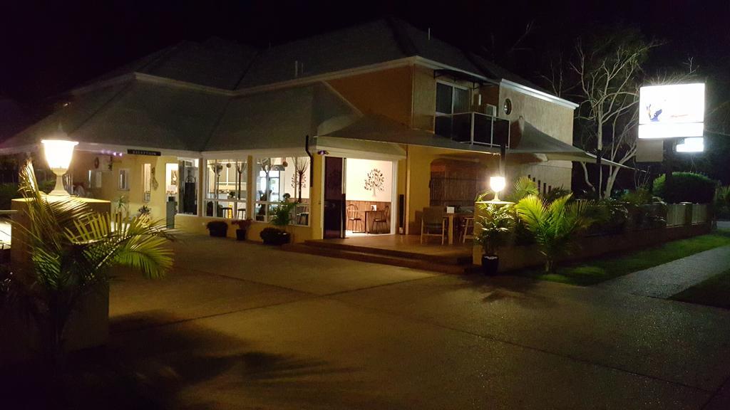 Admiral Nelson Motor Inn Nelson Bay Exterior photo